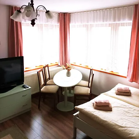 Zeleny Dom Vysoké Tatry * Stará Lesná